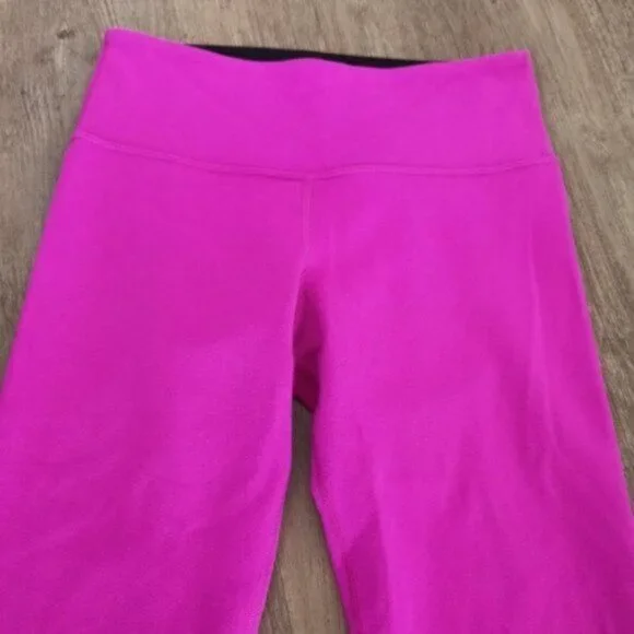 Lululemon Wunder Under hot pink crops 19" - Picture 5 of 7